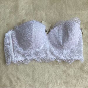 Victoria’s Secret White Lace Lightly Lined Convertible Bralette‎ Medium